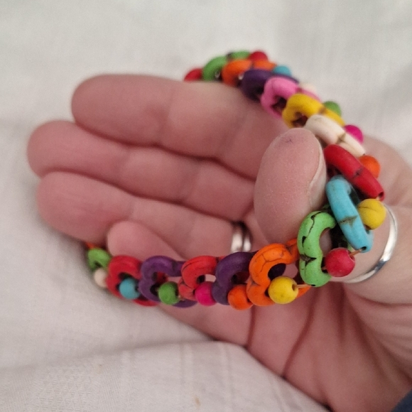 Colorful Beaded Bracelet - Picture 4 of 5